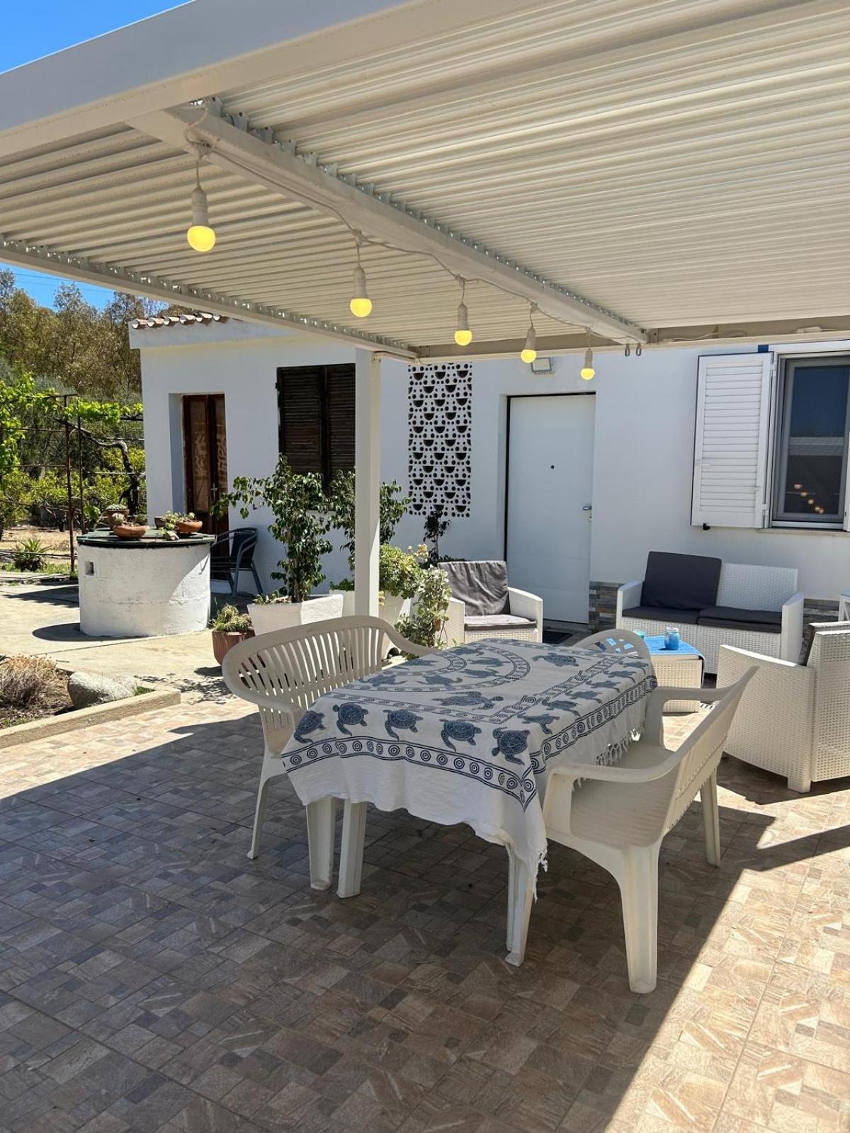 La Casa Del Melograno Βίλα Solanas  Εξωτερικό φωτογραφία
