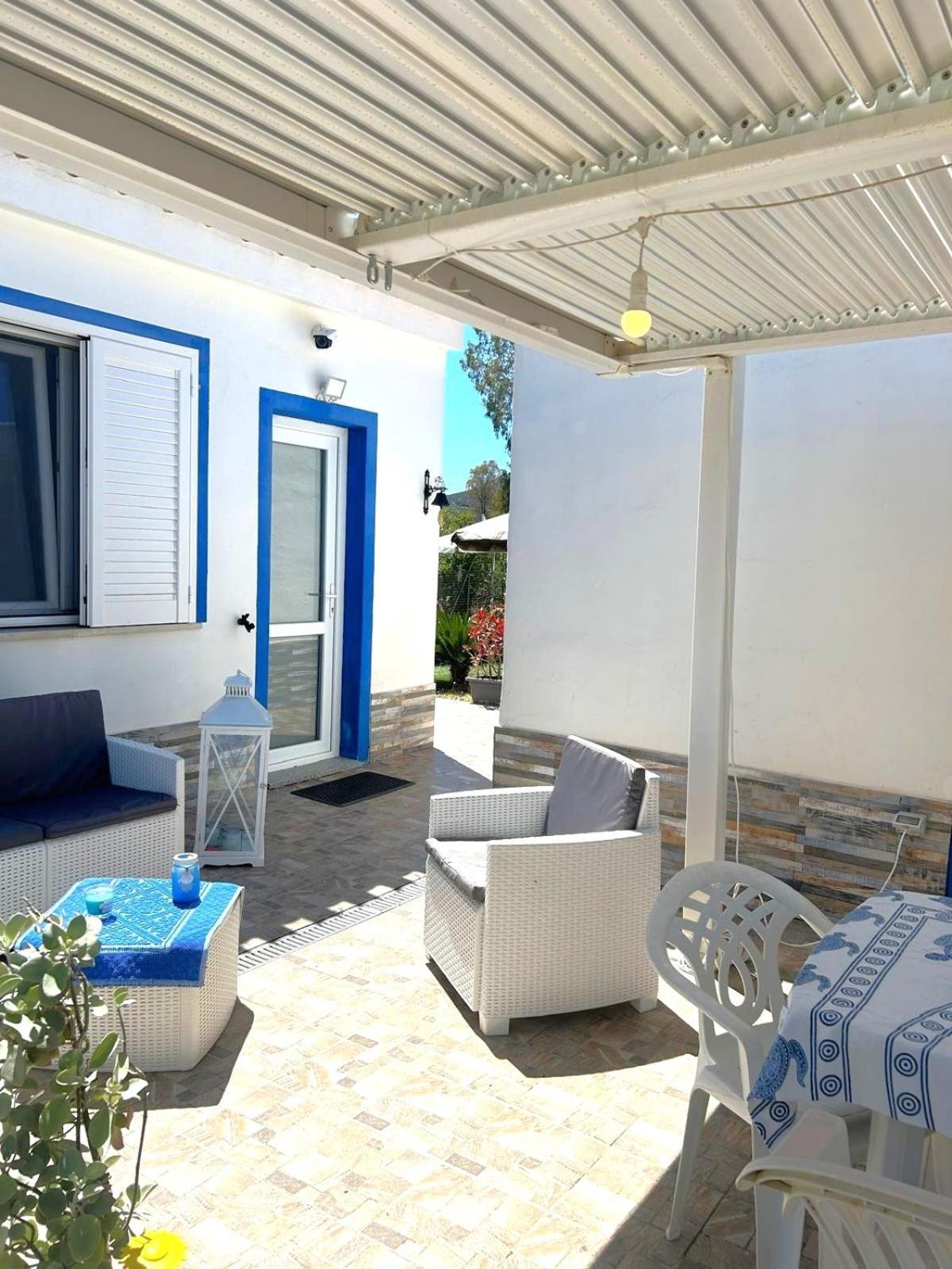 La Casa Del Melograno Βίλα Solanas  Εξωτερικό φωτογραφία